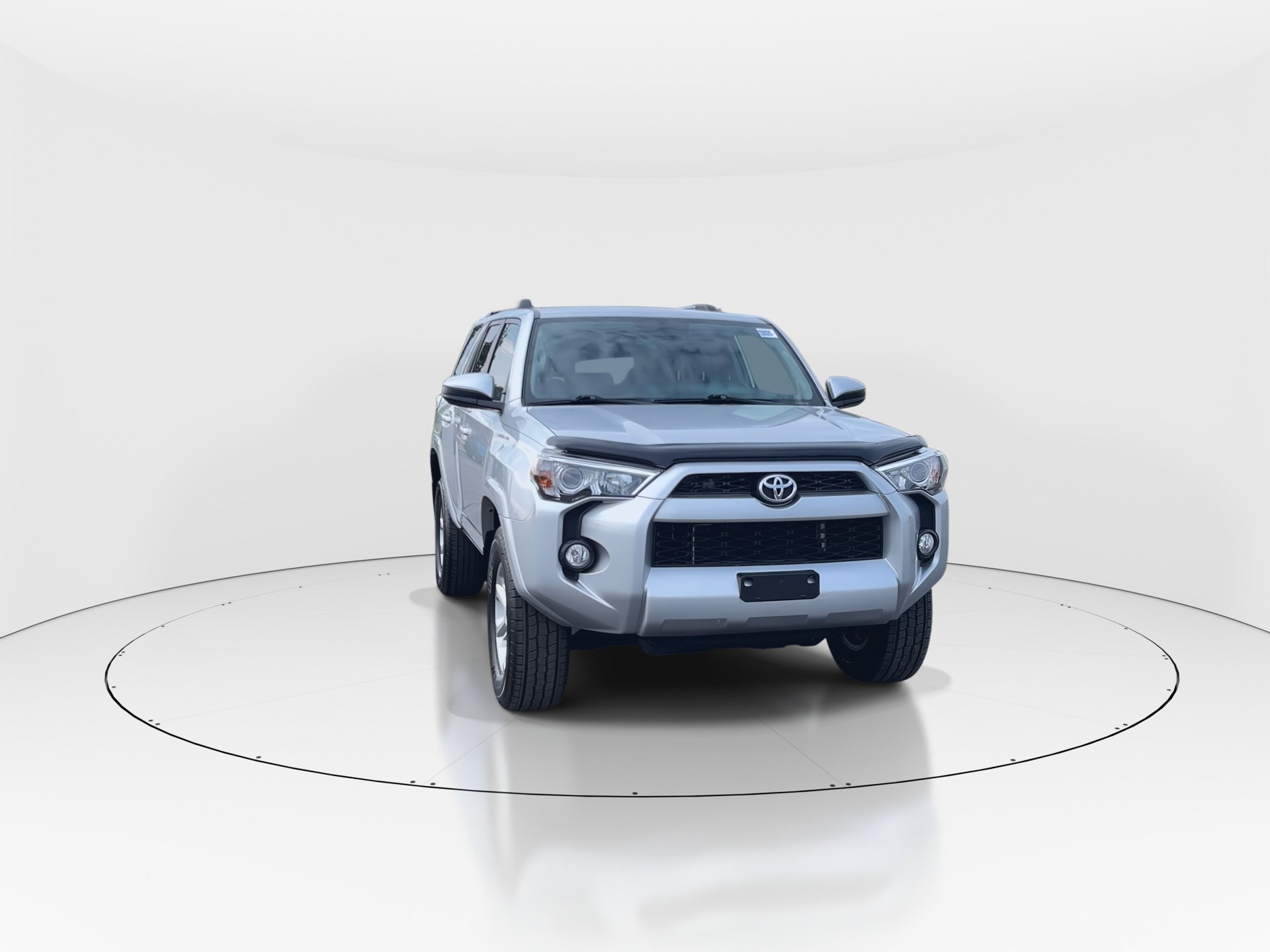2019 Toyota 4Runner SR5 photo 3
