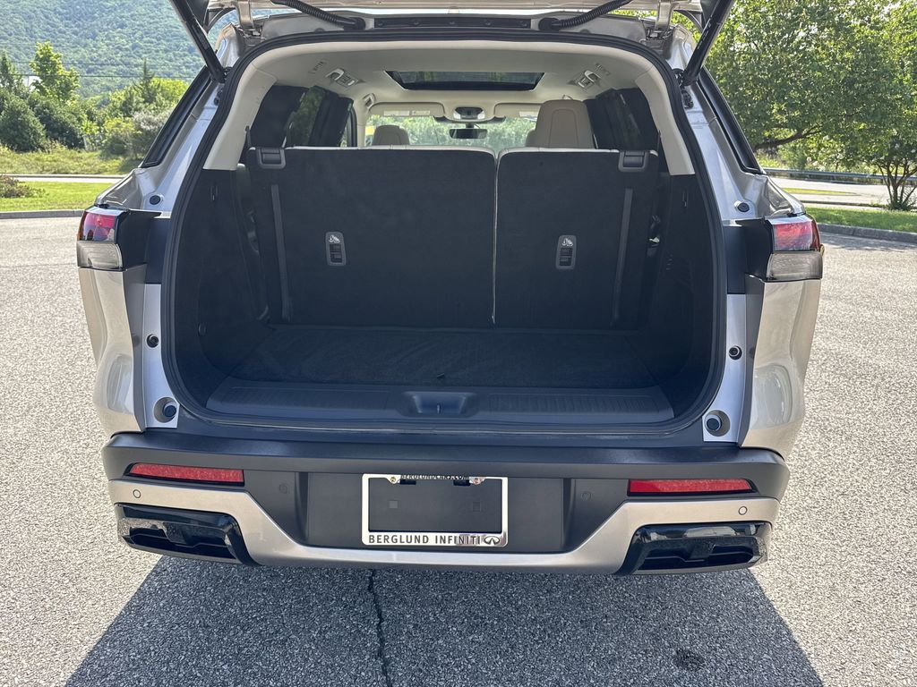 2024 Infiniti QX60 Luxe photo 12