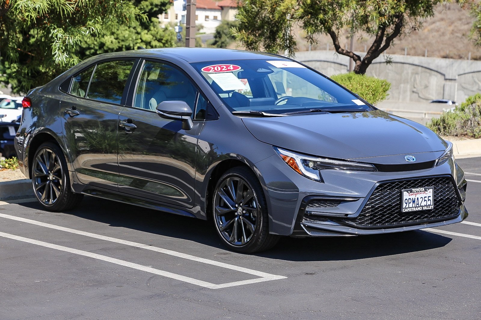 2024 Toyota Corolla Hybrid SE photo 3