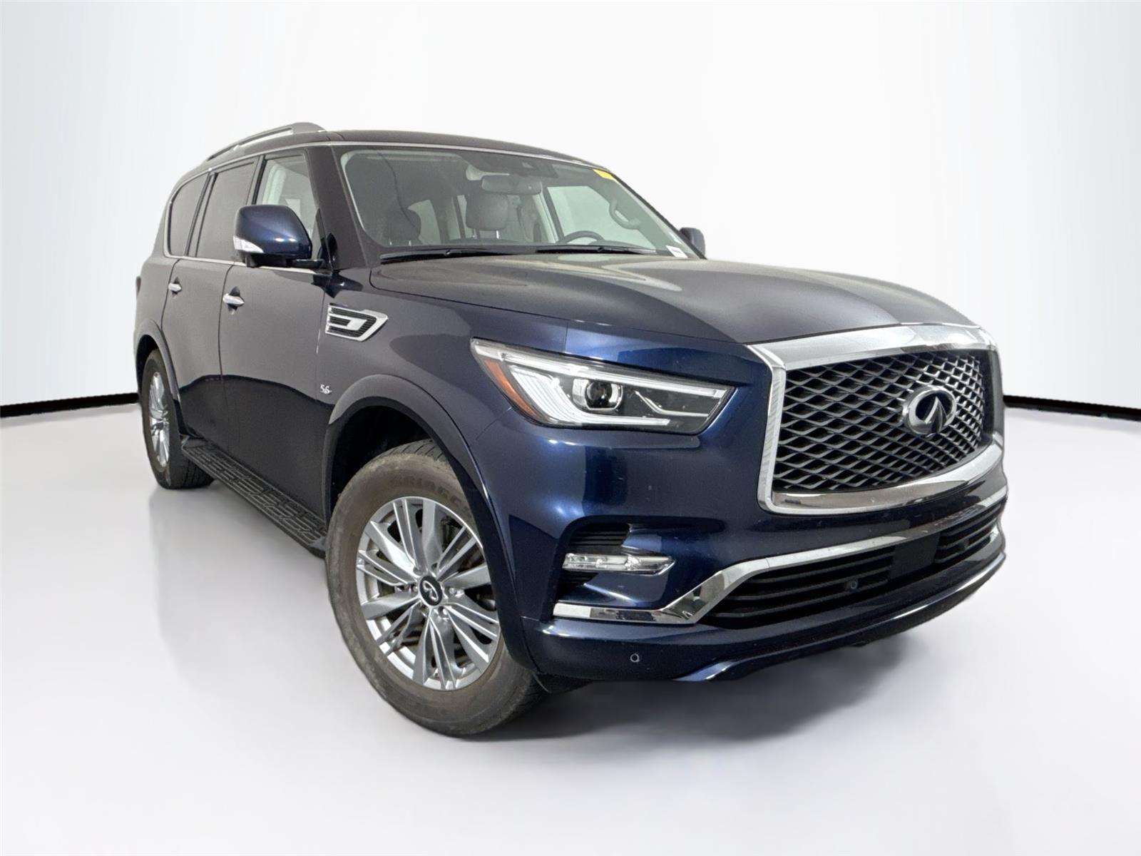 2019 Infiniti QX80 Luxe photo 4