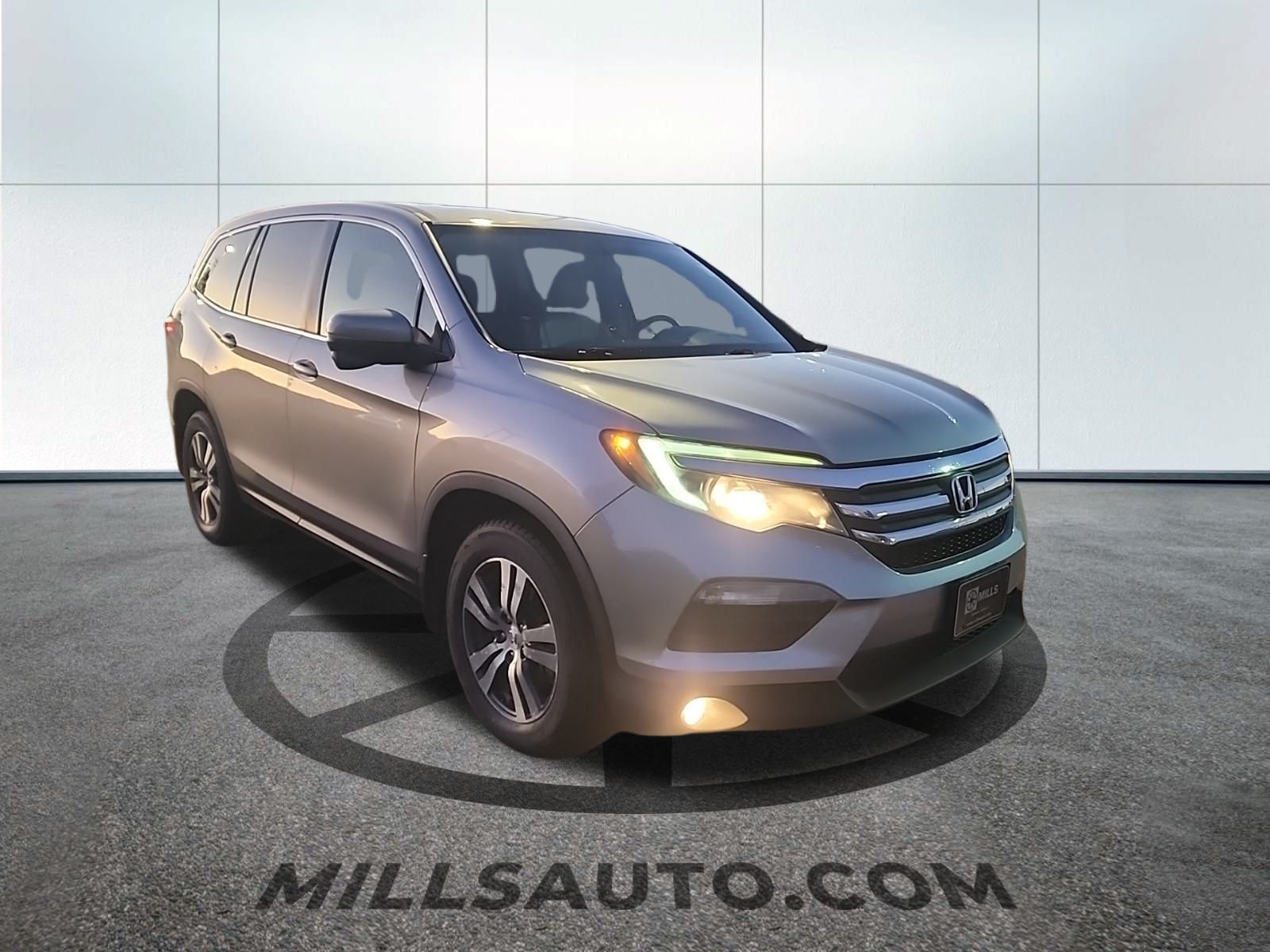 2016 Honda Pilot EX-L photo 2
