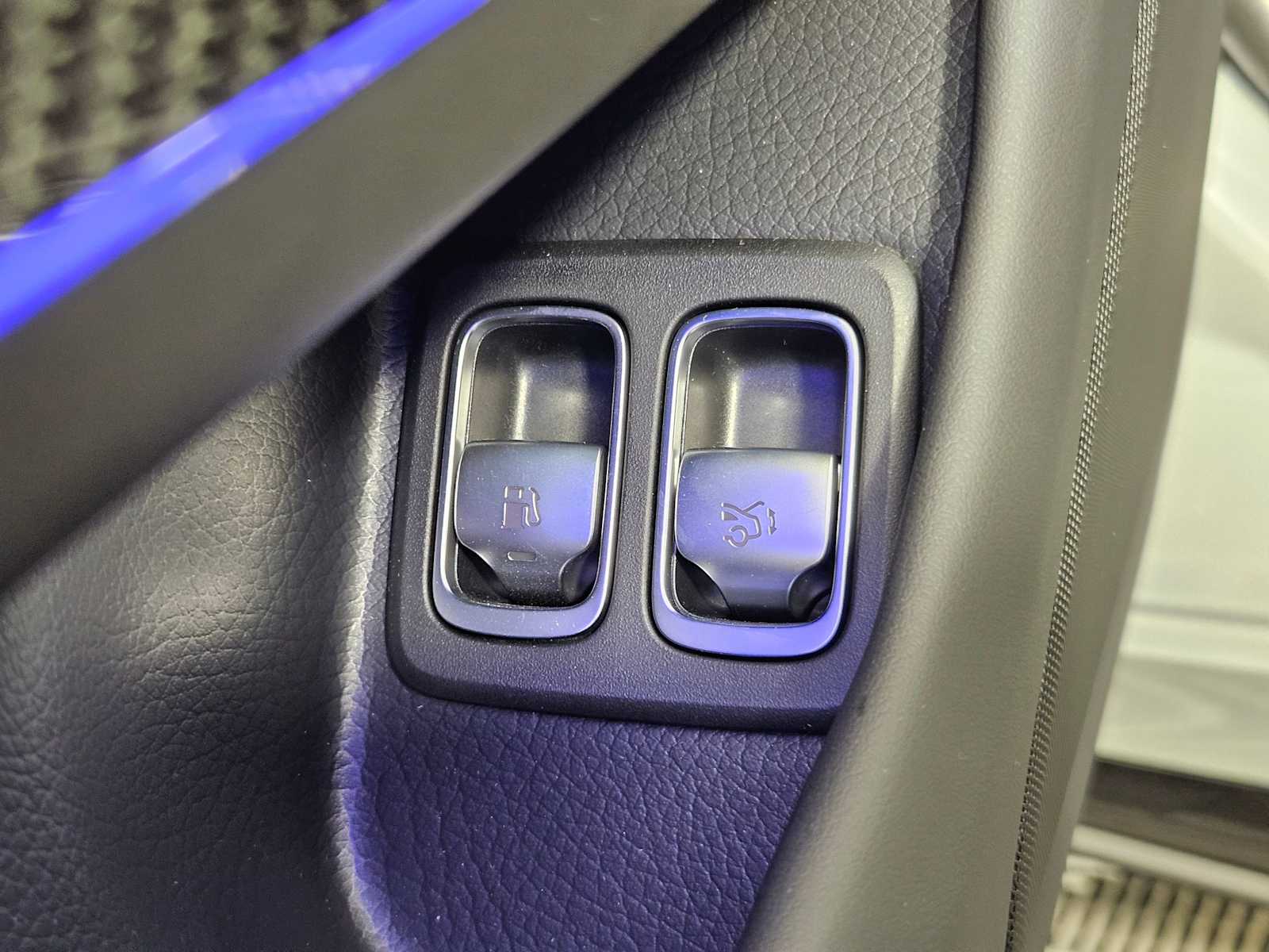 2025 Mercedes Benz SL AMG 63 photo 35