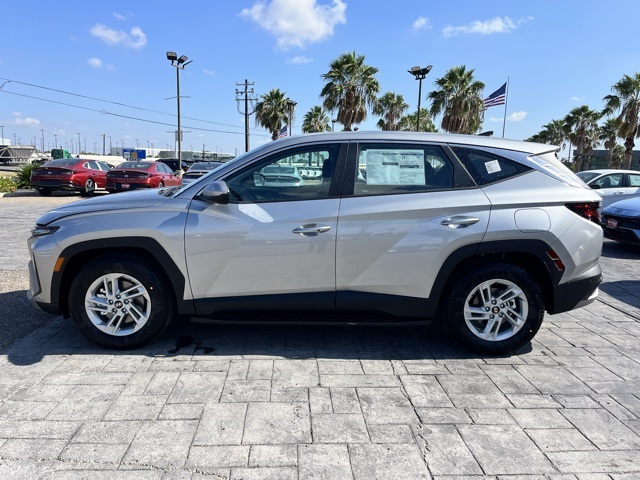 2026 Hyundai Tucson SE photo 3