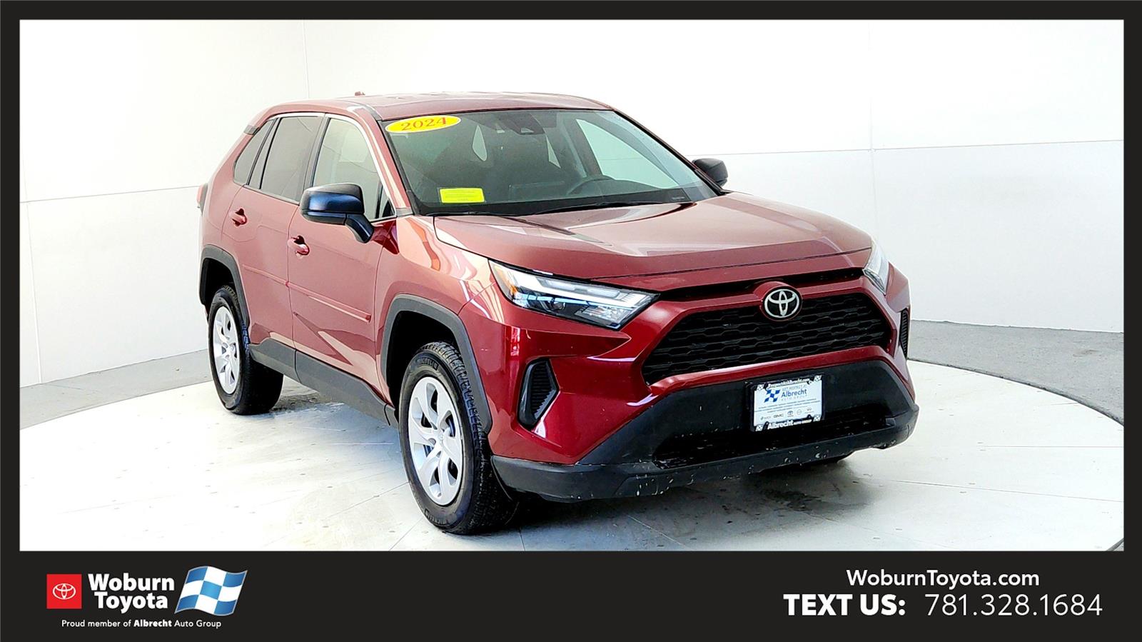 2024 Toyota RAV4 LE's photo