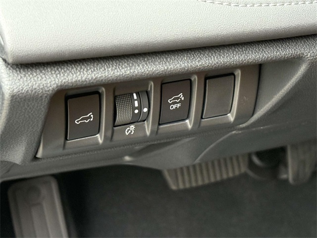 2025 Subaru Outback Touring XT photo 25