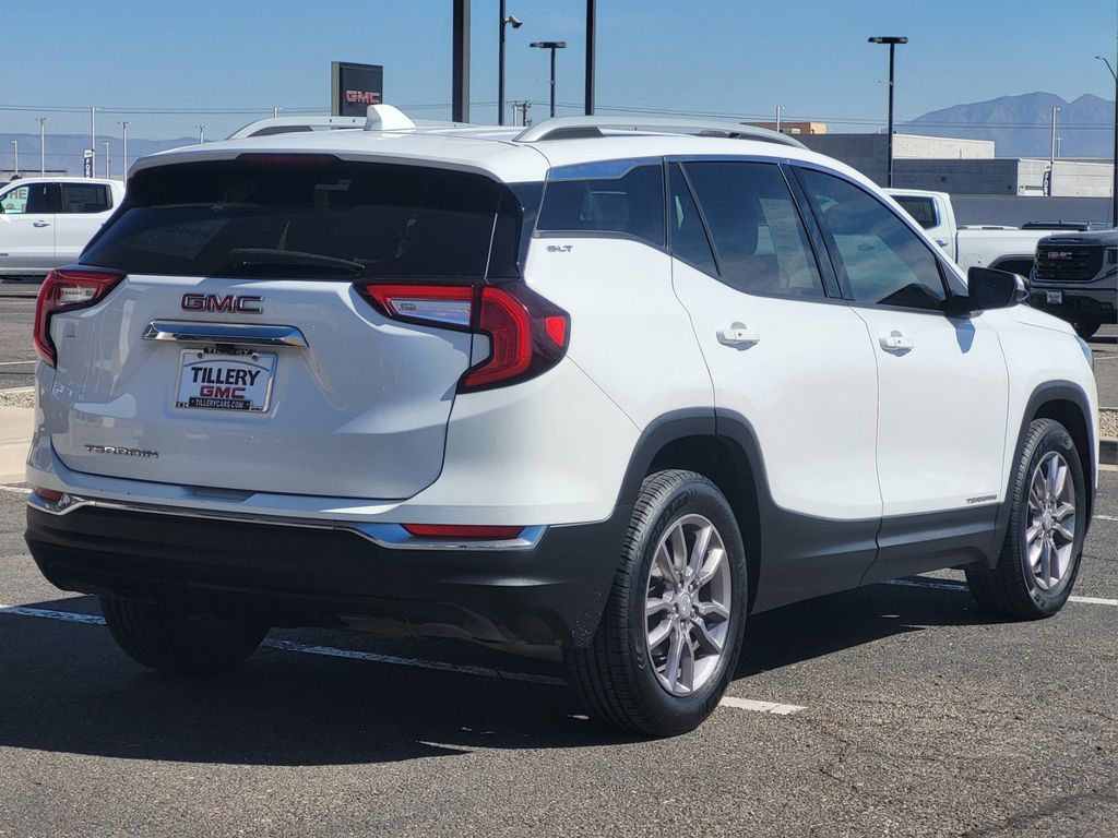 2023 Gmc Terrain SLT photo 5