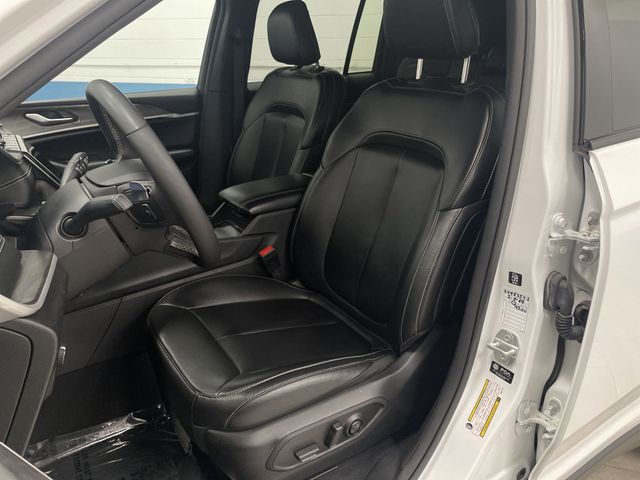 2024 Jeep Grand Cherokee Limited photo 3