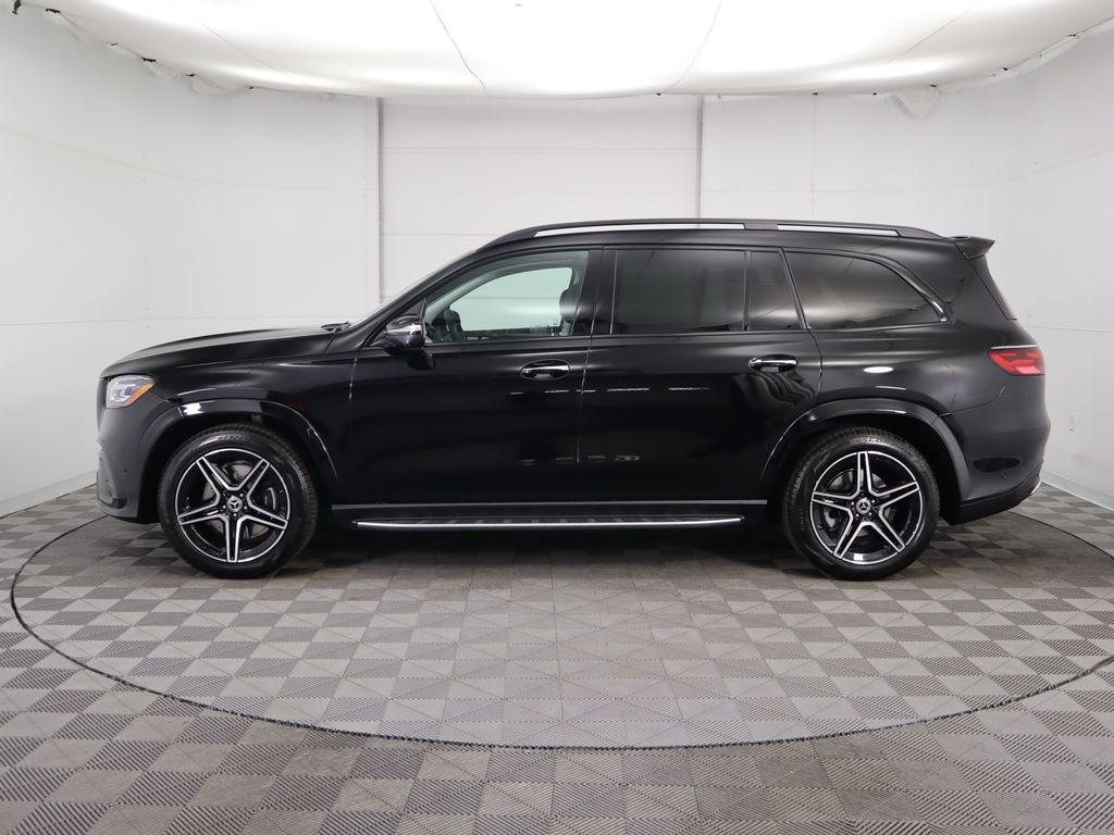 2025 Mercedes Benz GLS 450 4MATIC photo 8