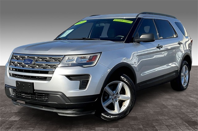 2019 Ford Explorer Base's photo