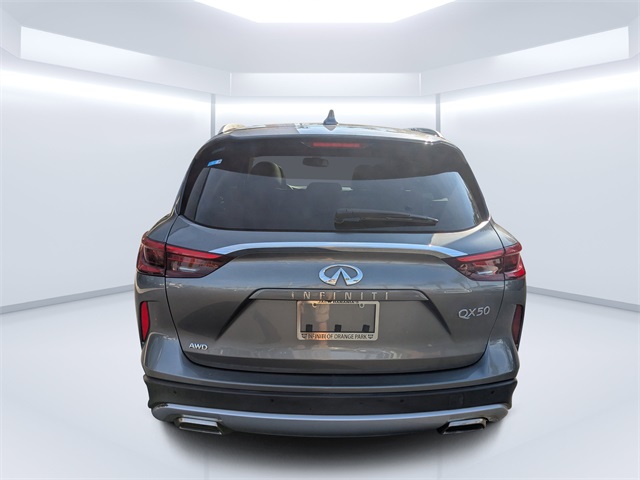 2019 Infiniti QX50 Essential photo 4