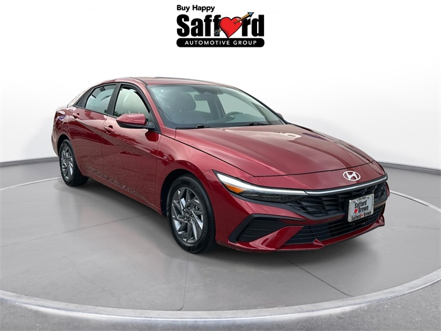 2024 Hyundai Elantra SEL photo 8