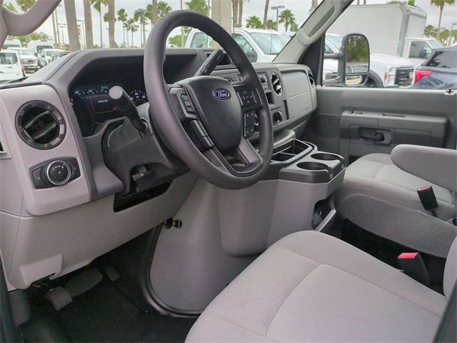 2024 Ford E-450 photo 10