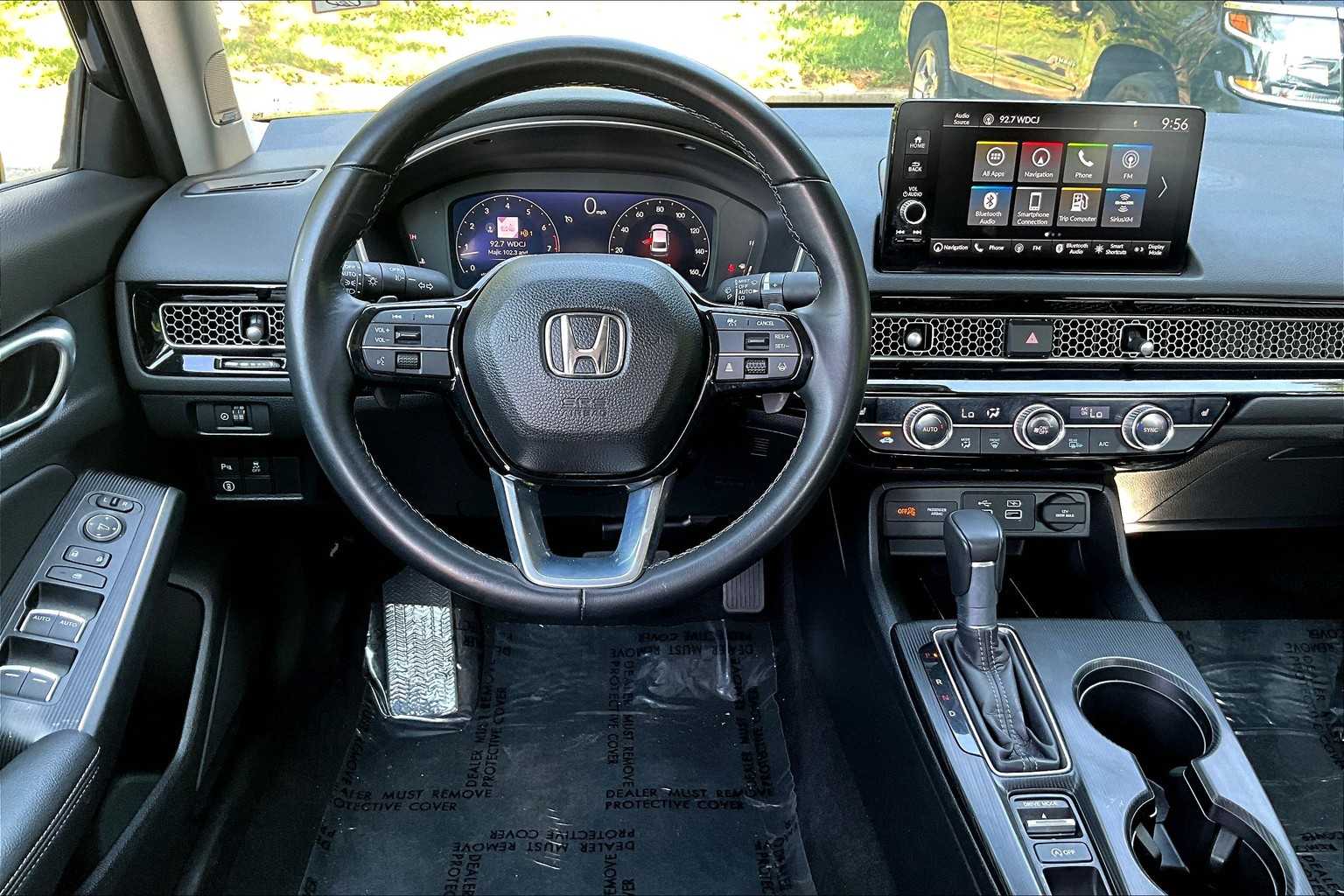 2024 Honda Civic Touring photo 4