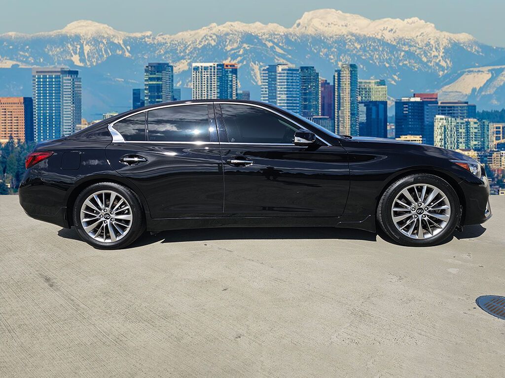 2023 Infiniti Q50 LUXE photo 8
