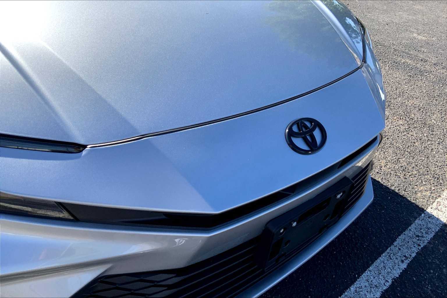 2025 Toyota Camry LE photo 26
