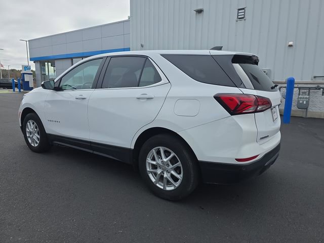 2024 Chevrolet Equinox LT photo 2