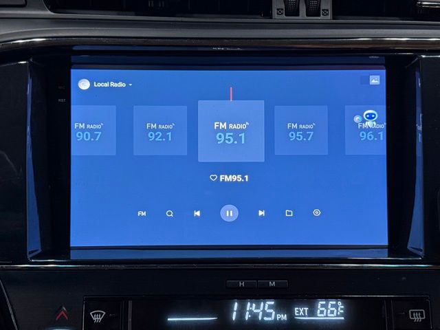 2015 Toyota Avalon XLE photo 16