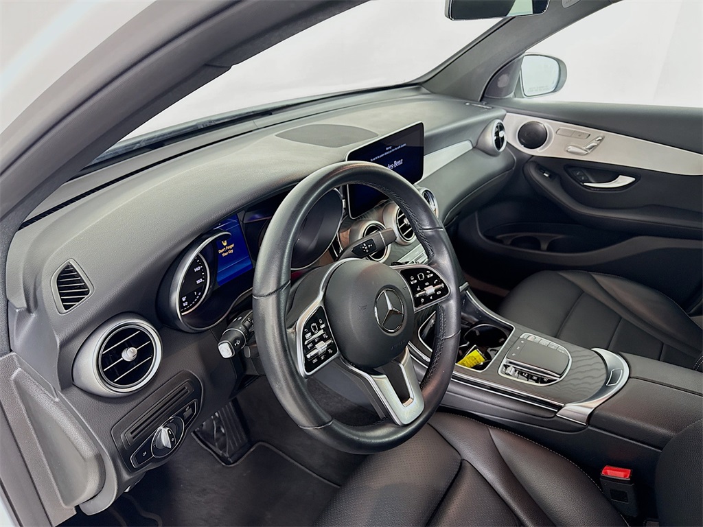 2021 Mercedes Benz GLC 300 4MATIC photo 4