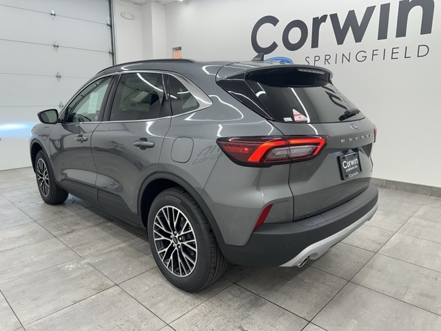 2026 Ford Escape Plug-In Hybrid Base photo 3