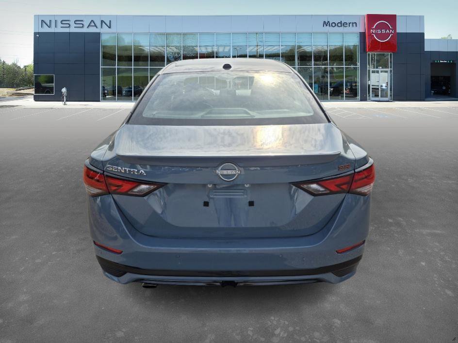 2024 Nissan Sentra SR photo 6