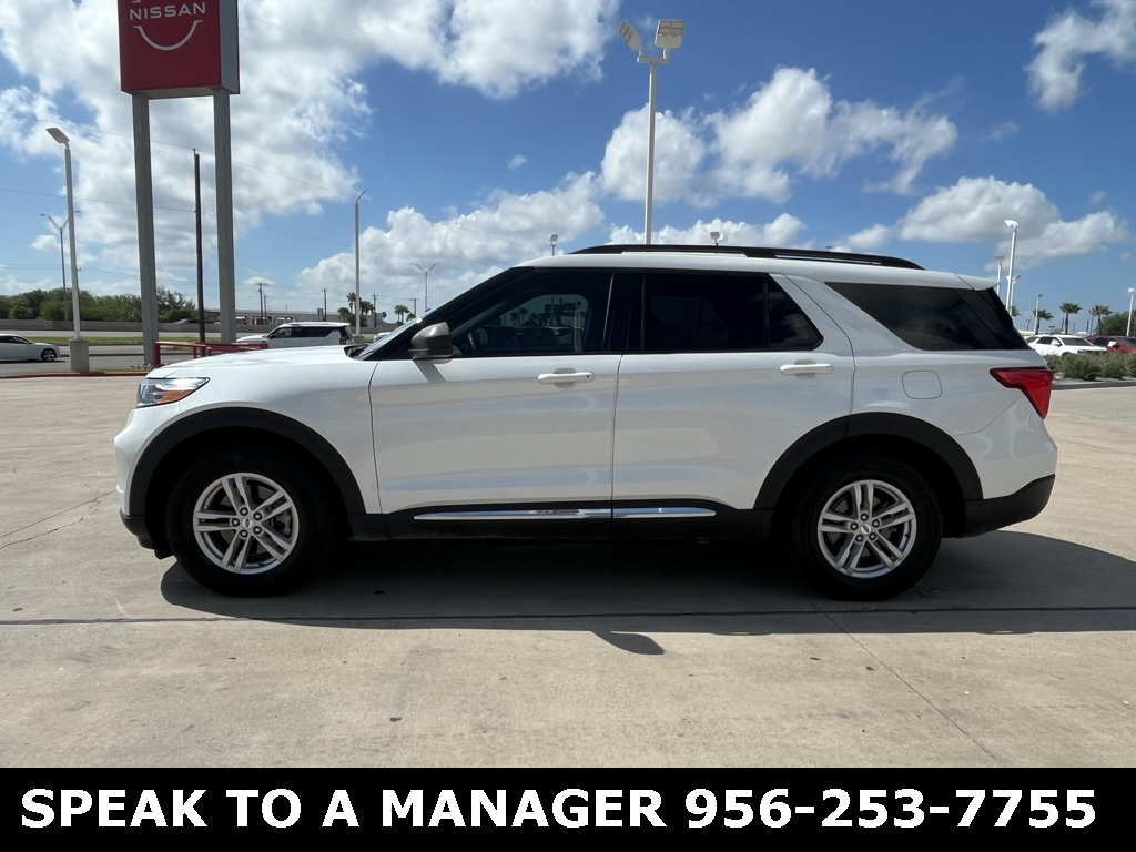 2024 Ford Explorer XLT photo 2