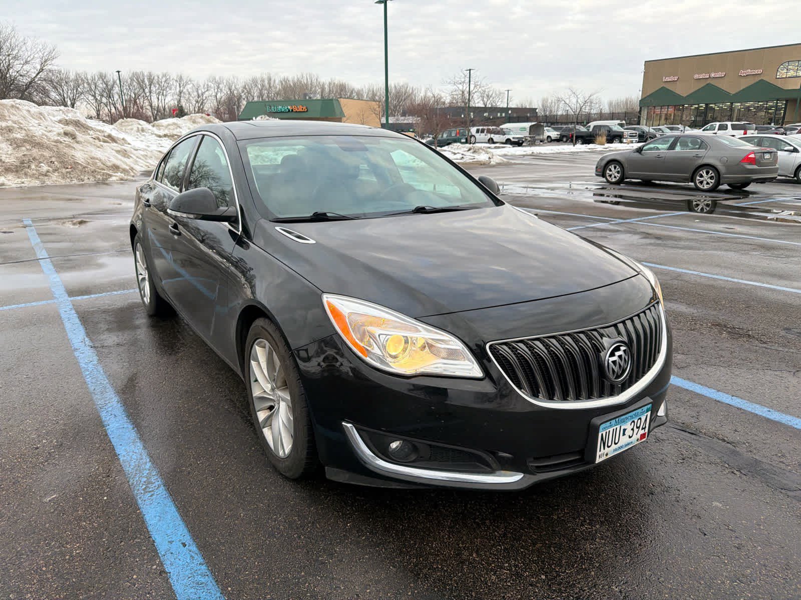 Used 2016 Buick Regal Base with VIN 2G4GK5EX2G9139537 for sale in Brooklyn Park, MN