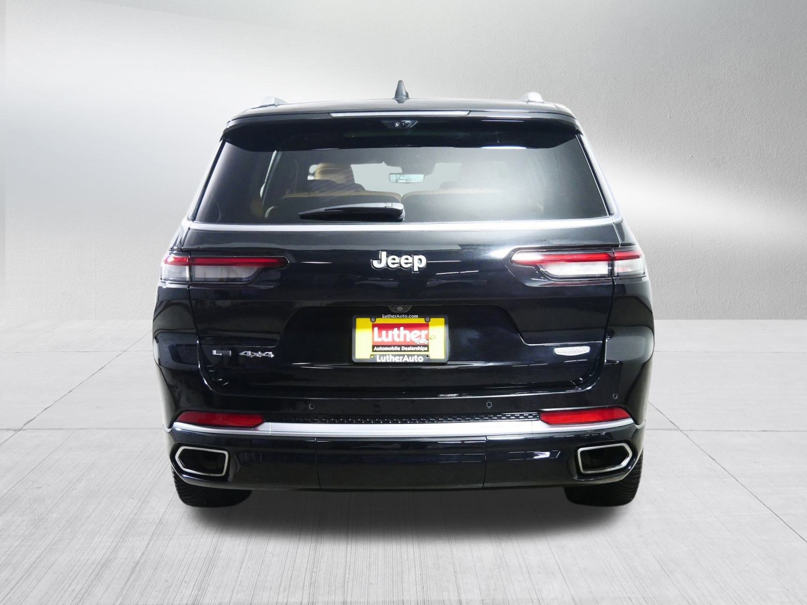 2022 Jeep Grand Cherokee L Summit Reserve photo 3