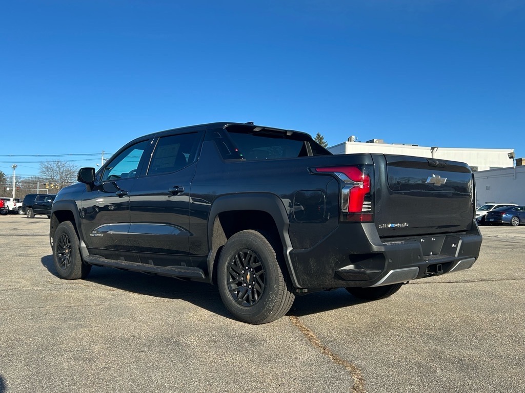 2025 Chevrolet Silverado EV LT photo 3