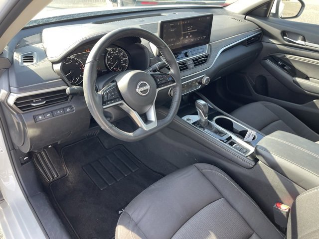 2023 Nissan Altima 2.5 SV photo 18