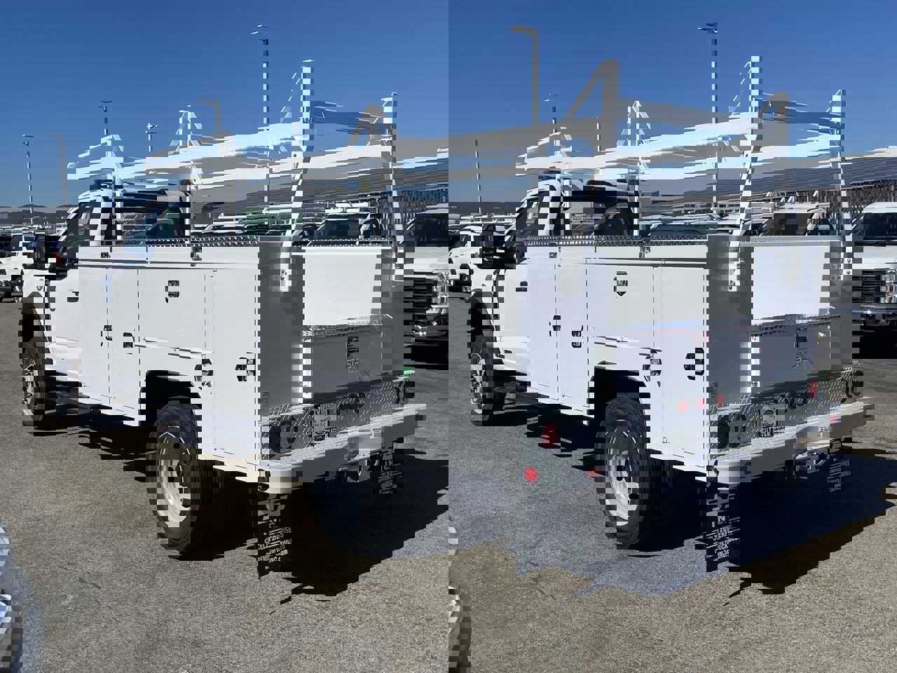 2023 Ford F-550 XL photo 4