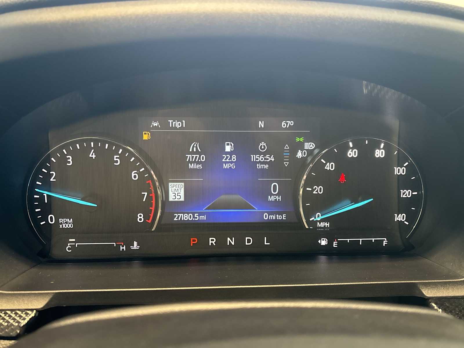 2022 Ford Explorer ST-Line photo 10