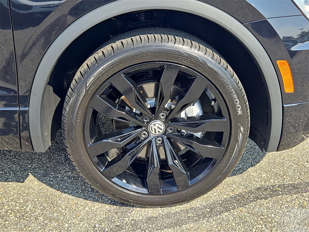 2021 Volkswagen Tiguan SE R-Line Black photo 13