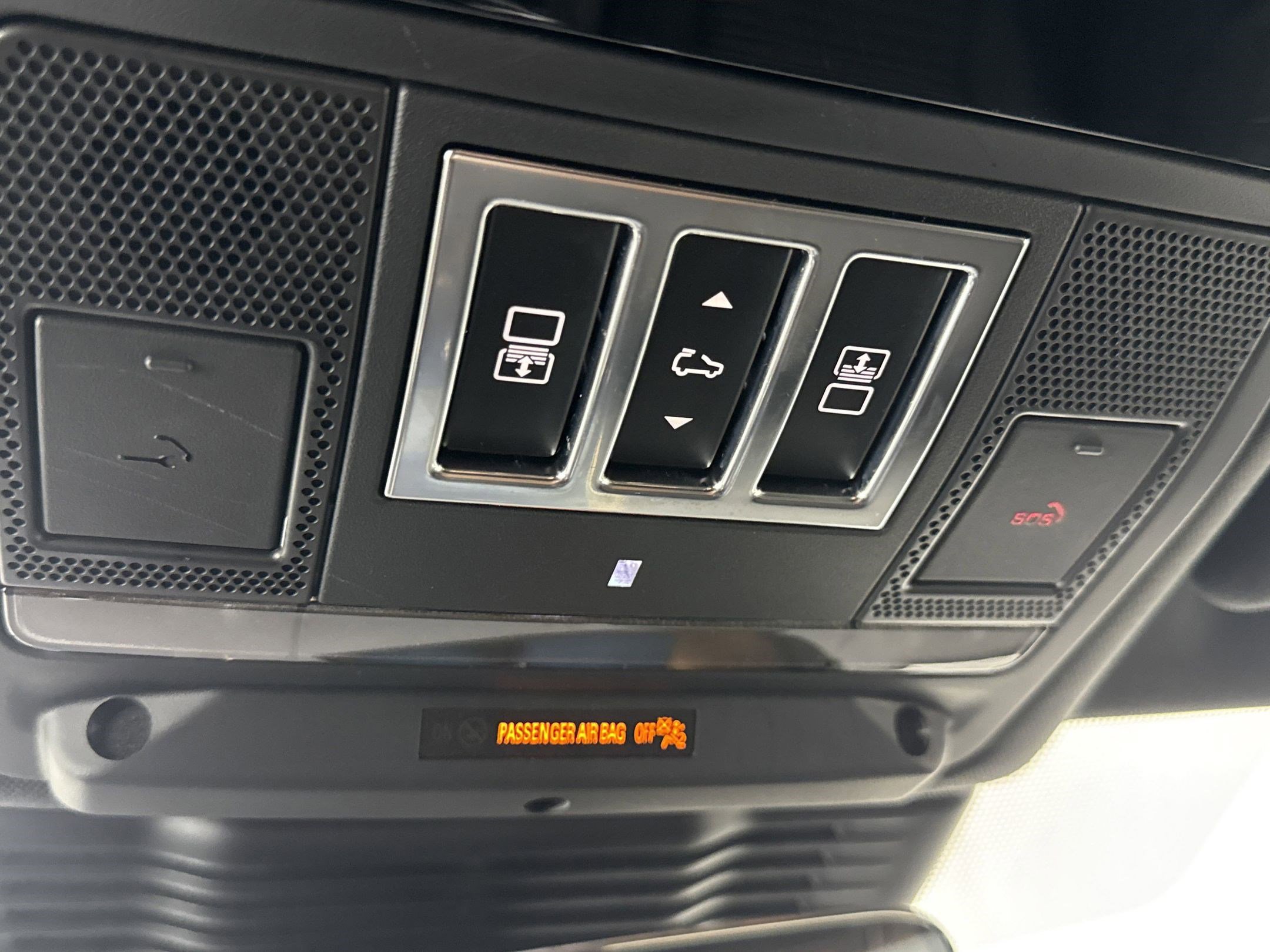 2024 Land Rover Discovery SE photo 26