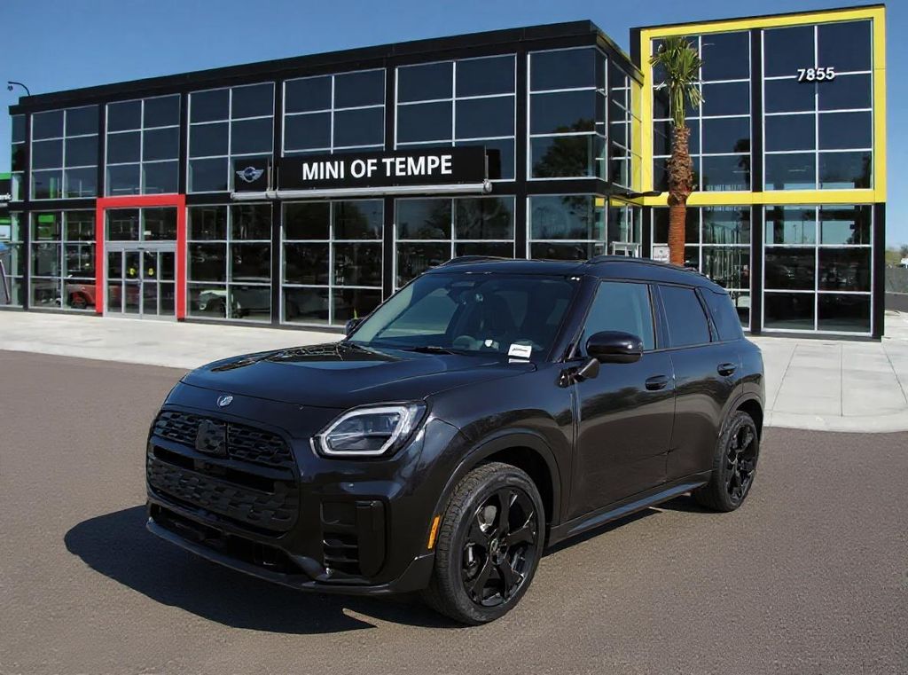 2026 MINI Countryman S's photo