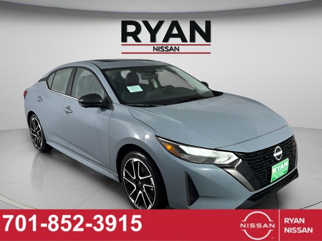 2025 Nissan Sentra SR's photo