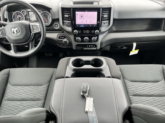 2025 Ram 1500 Tradesman photo 7
