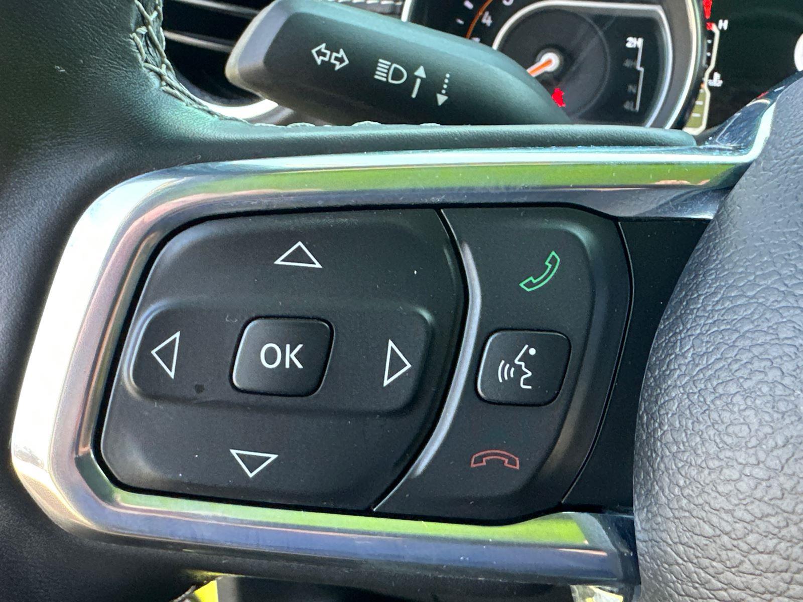 2023 Jeep Wrangler Sahara photo 15