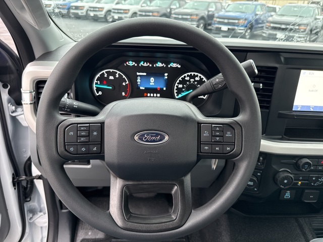 2025 Ford F-550 XL photo 12
