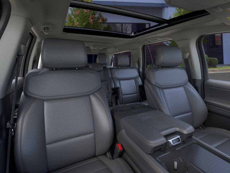 2025 Ford Expedition MAX photo 8
