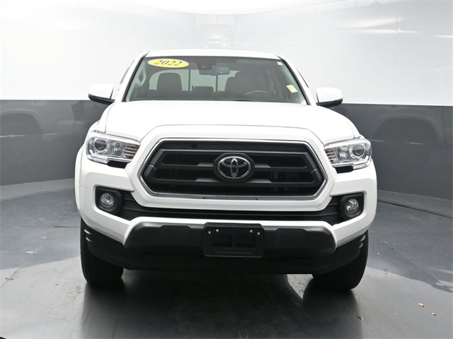 2022 Toyota Tacoma SR5 photo 2