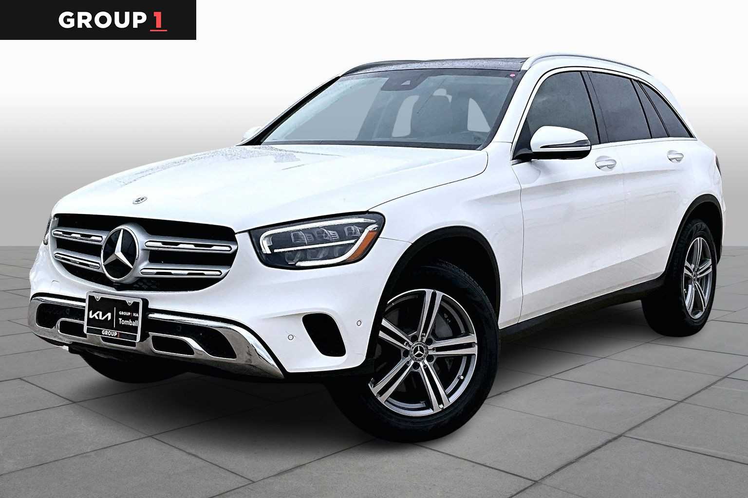 2022 Mercedes-Benz GLC GLC300's photo