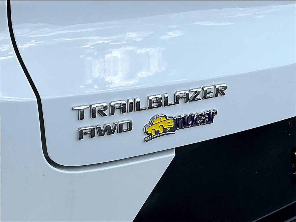 2023 Chevrolet Trailblazer LT photo 28