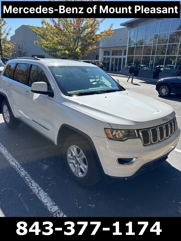 2017 Jeep Grand Cherokee Laredo photo 4
