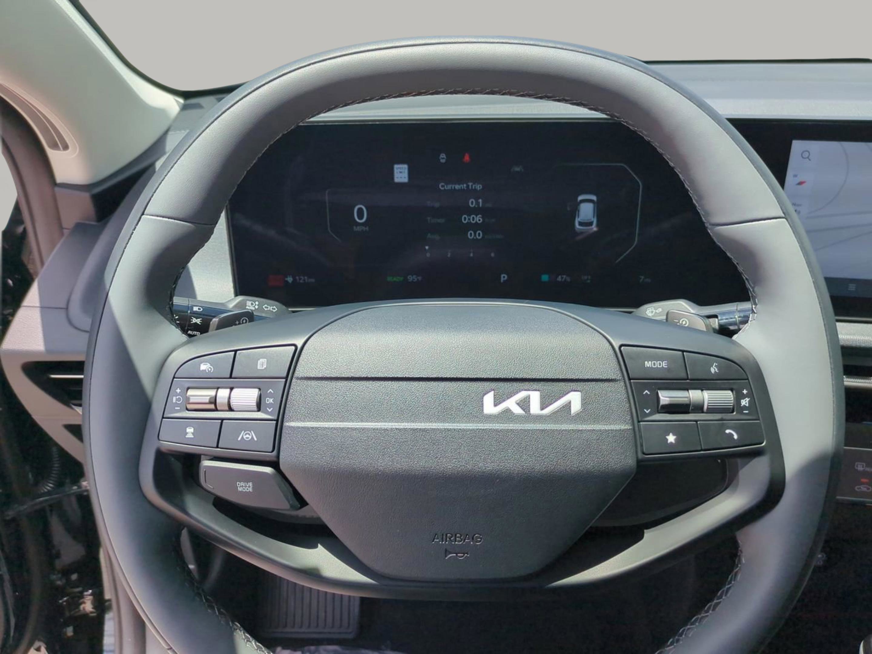 2025 Kia EV6 Light photo 12