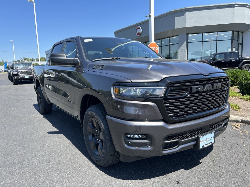 2025 Ram 1500 Tradesman photo 2