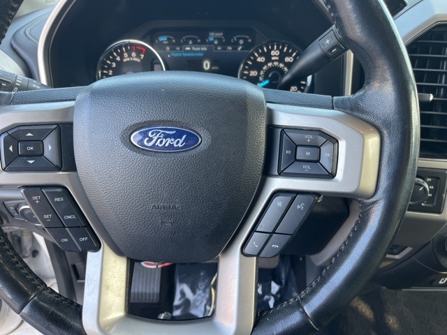 2020 Ford F-150 Lariat photo 17
