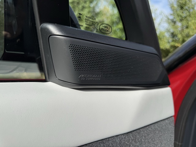 2025 Land Rover Range Rover Sport SE photo 11