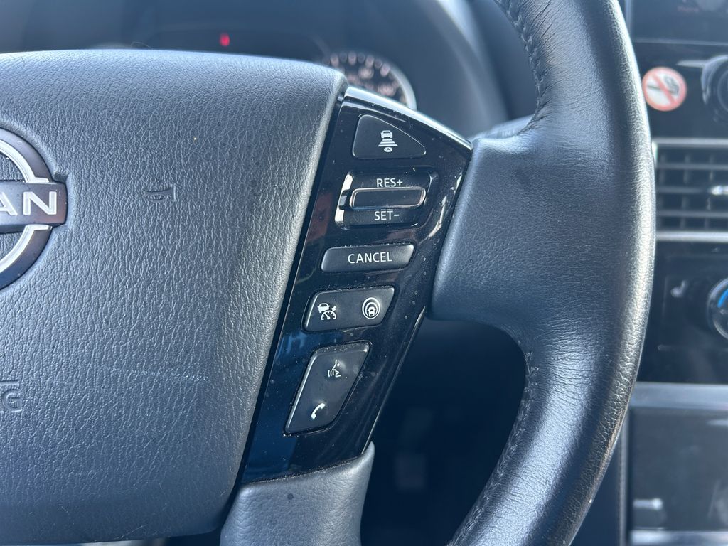 2023 Nissan Armada SV photo 17