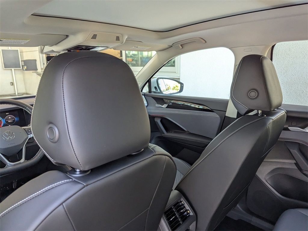 2025 Volkswagen Tiguan S photo 15
