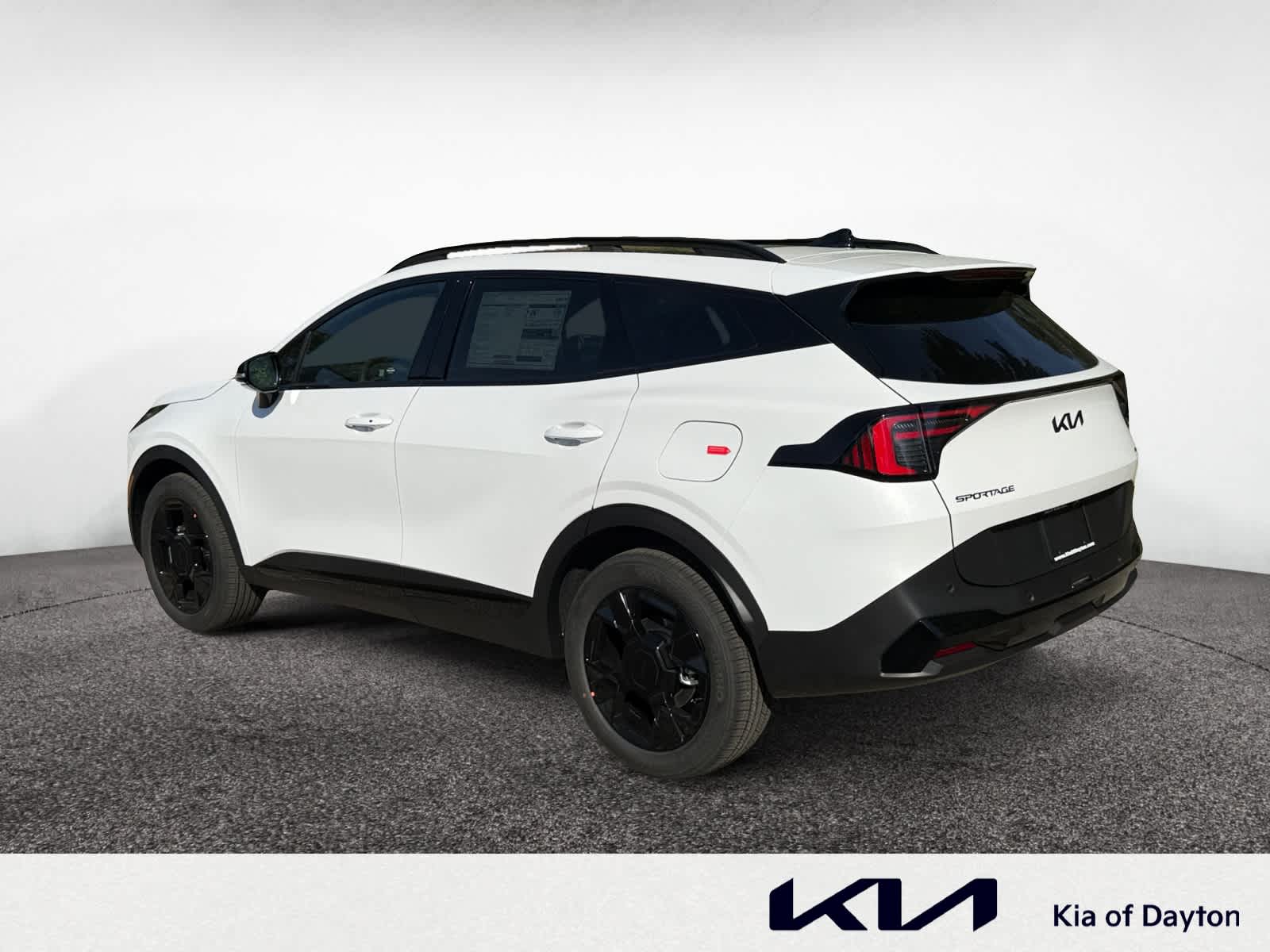 2026 Kia Sportage X-Line photo 3